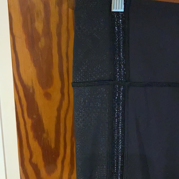 Black lululemon leggings with detailing - Picture 6 of 6